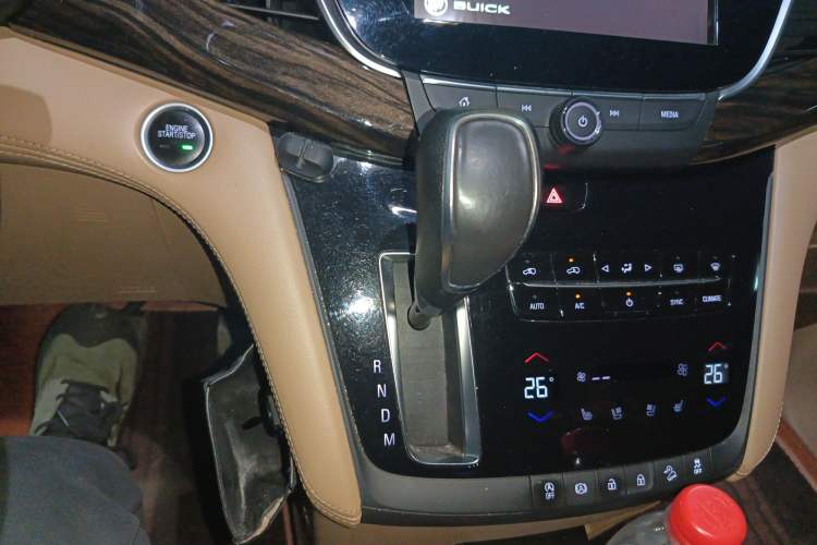 Used Buick GL8 2017 ES 28T Flagship Model China V Standard