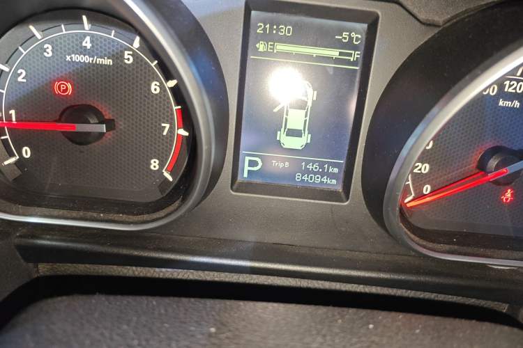 Used Bestune B50 2016 1.4T Automatic Sport Luxury Edition