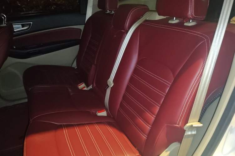 Used Ford Edge 2015 2.0T GTDi Two-Wheel-Drive Elite Edition
