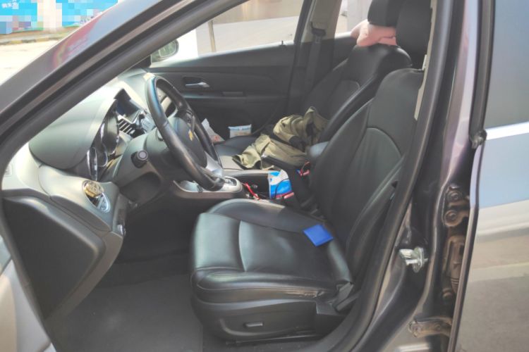 Used Chevrolet Cruze 2013 1.8L SX AT Left Front Seat