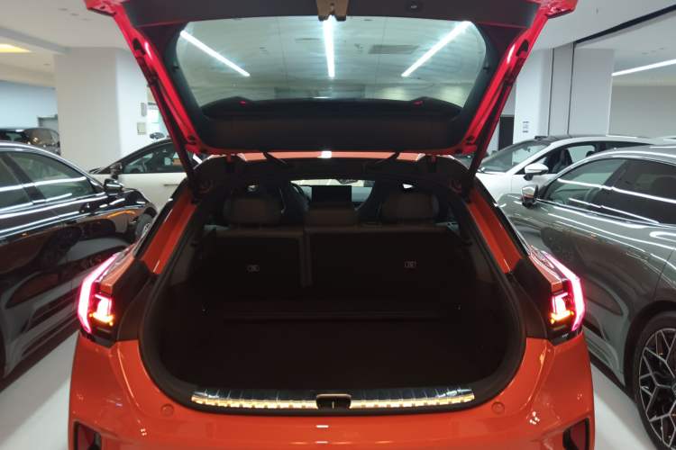 Used Zeekr 001 2025 WE Edition 100 kWh Rear-Wheel Drive