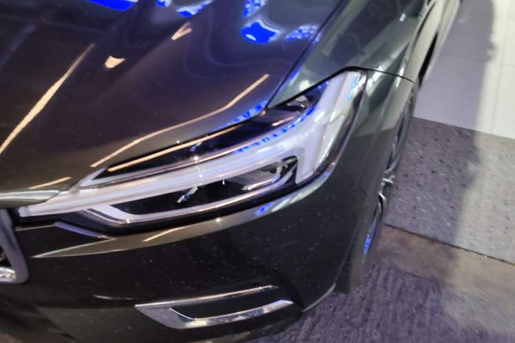 Used Volvo XC60 2021 T5 4x4 Smart Luxury Edition
