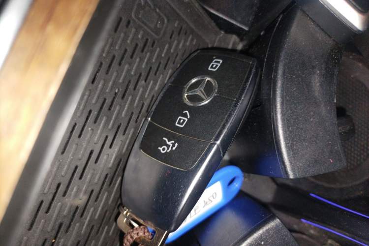 Used Mercedes-Benz GLE 2024 GLE 450 4MATIC Stylish Model
