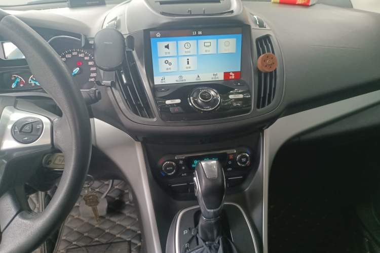 Used Ford Kuga 2015 1.5L GTDi Two-Wheel Drive Fashion Edition
