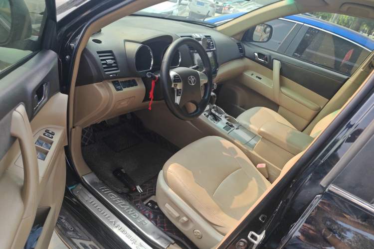 Used Toyota Highlander 2012 2.7L 2WD 5-Seater Elite Edition Driver Seat