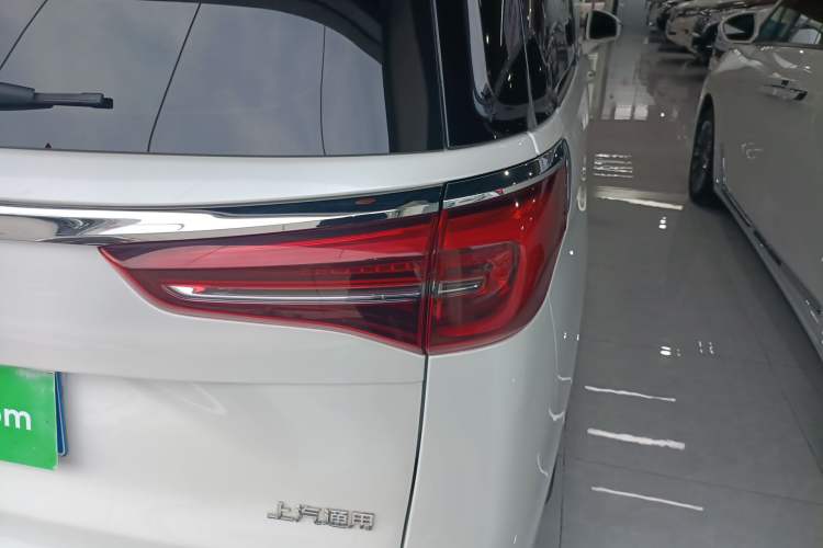 Used Buick GL8 2022 ES Land Cruiser 653T Luxury Model
