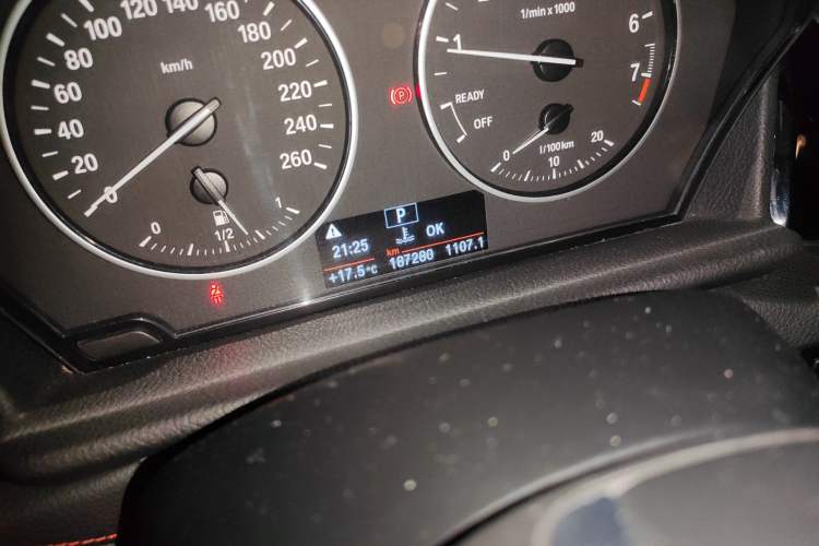 Used BMW 2 Series Gran Tourer 2015 218i Sports Design Package Odometer Close Up