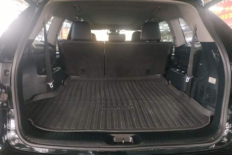 Used Toyota Highlander 2018 2.0T Four-Wheel Drive Ultimate Edition 7-Seater Emission Standard China V
