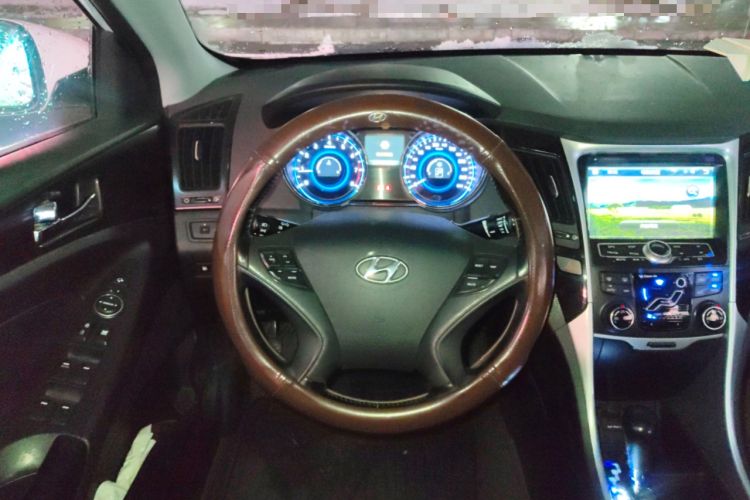 Used Hyundai Sonata 2013 2.4L Automatic Leading Edition China IV Standard
