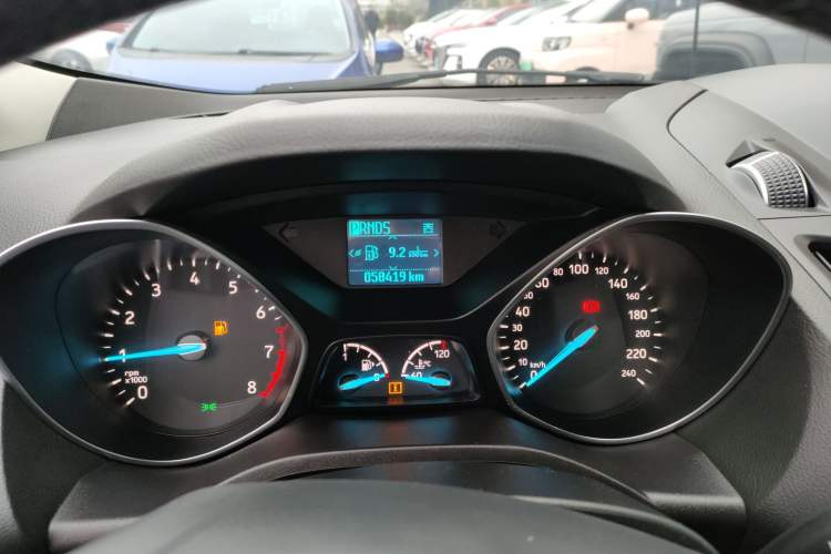 Used Ford Kuga 2019 EcoBoost 180 Two-Wheel-Drive Platinum Edition China VI Standard