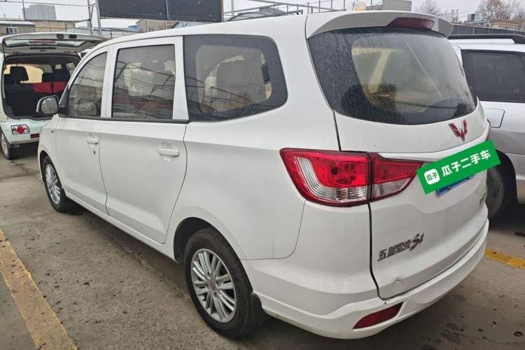 Used Wuling Hongguang 2015 1.5L S1 Standard China V-Emission Standards
