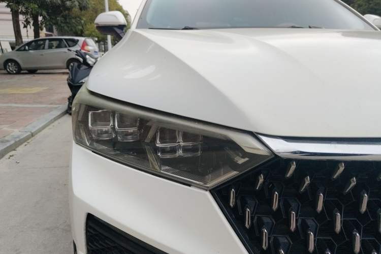 Used Bestune T77 2019 230 TID Automatic Luxury Version National V