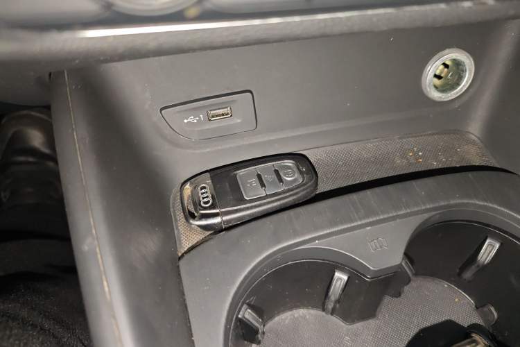 Used Audi A3 2019 Limousine 35 TFSI Fashion Edition China V standard
