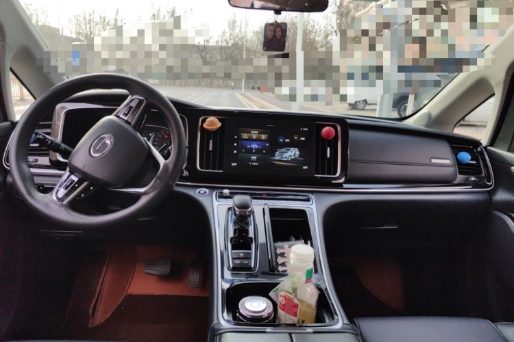 Used GAC Trumpchi M8 2023 Lingxiu Series 390T Luxury Edition Center Console