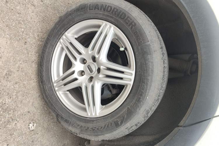 Used Qoros 5 2018 1.6T Automatic Leading Model
