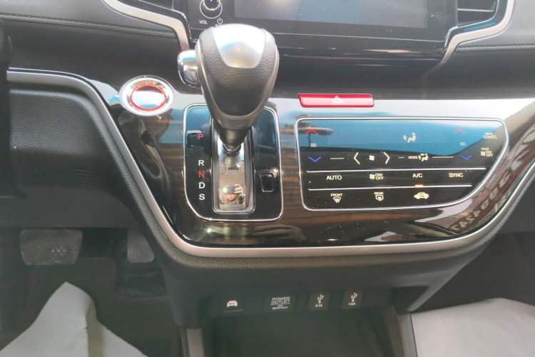 Used Honda Odyssey 2019 2.0L Rui-Zunxiang Edition