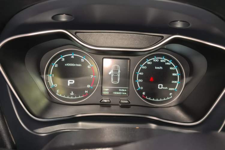Used Geely Auto Vision X6 2016 1.3T CVT Flagship Model
