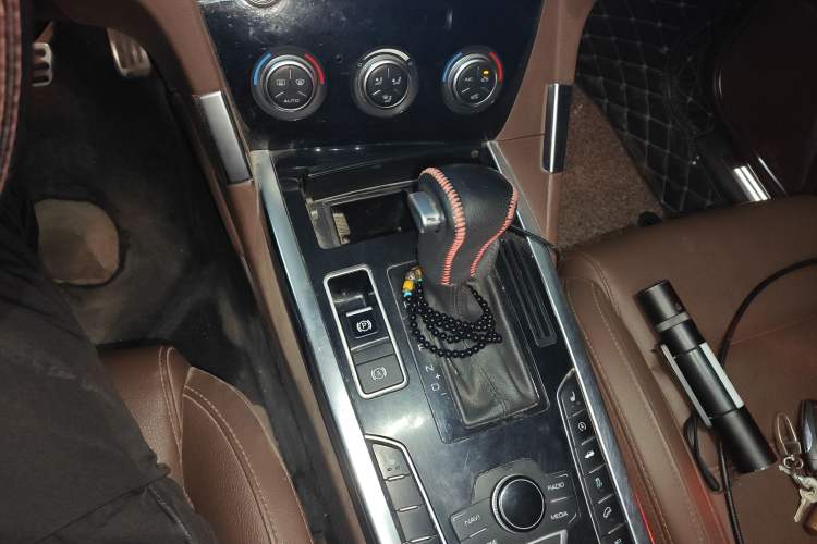 Used Haval H7 2017 Red-Label H7 2.0T Automatic Luxury Model