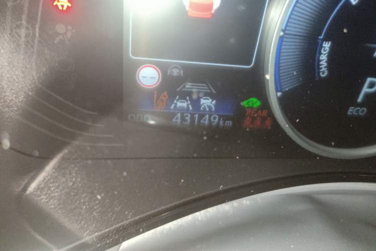 Used Lexus NX 2022 350h Front-Wheel-Drive Innovation Edition Odometer Close Up