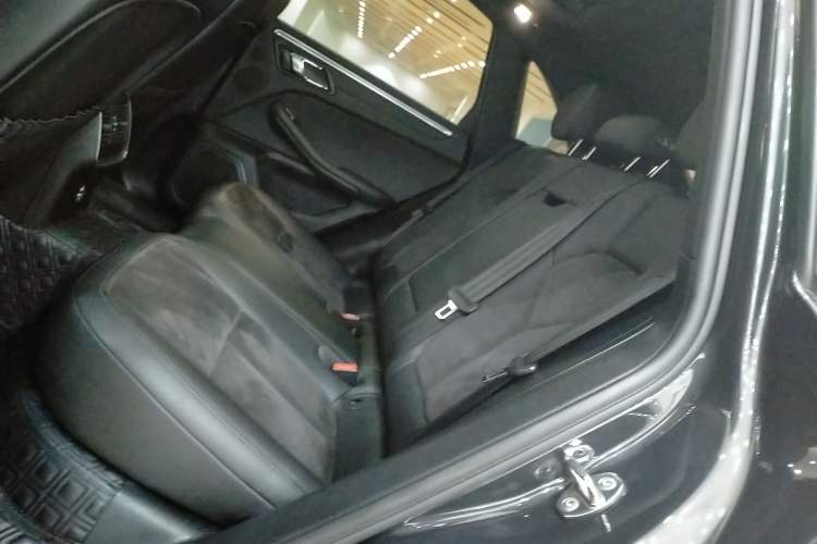 Used Porsche Macan 2021 Macan 2.0T
