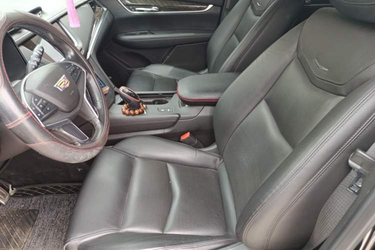 Used Cadillac XT5 2016 25T Luxury Model
