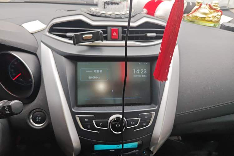 Used BYD Yuan 2017 1.5L Manual with Panoramic Sunroof