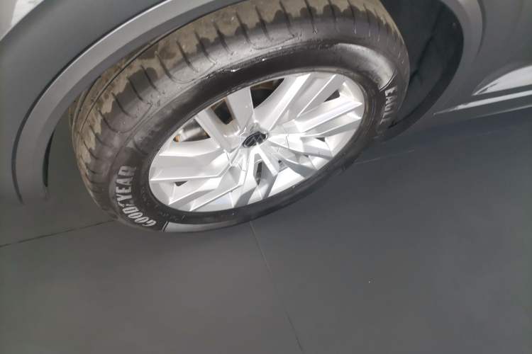 Used Volkswagen Touareg 2020 2.0 TSI RuiShang Edition China VI Standard