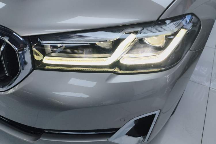 Used BMW 5 Series New Energy 2022 Updated Version 535Le Luxury Package Left Front Headlight