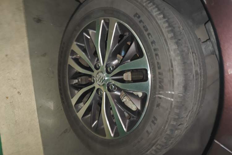 Used Buick GL8 2018 ES 28T Flagship Model China VI Standard
