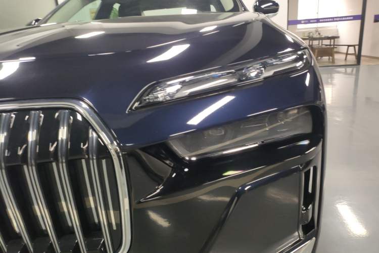 Used BMW 7 Series 2023 740Li Leading Model M Sport Package