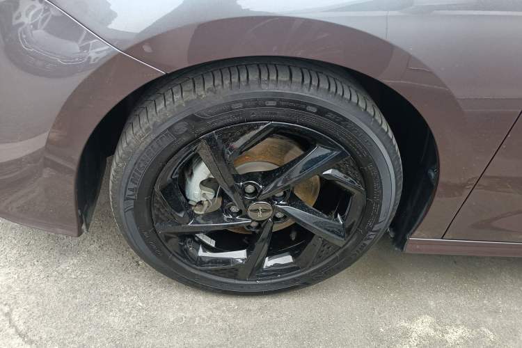 Used MG 5 2021 300TGI DCT Luxury Flagship Edition
