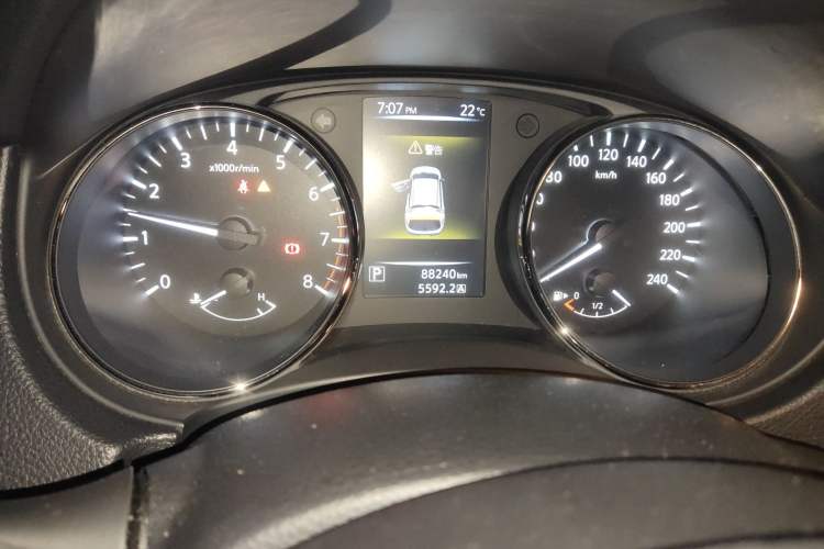 Used Nissan Qashqai 2017 2.0L CVT Smart Enjoyment Version China VI Standard
