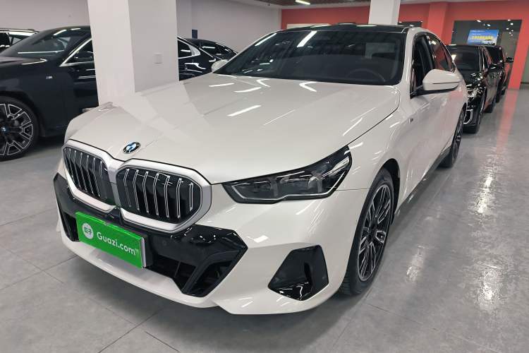 Used BMW 5 Series 2024 525i M Sport Package