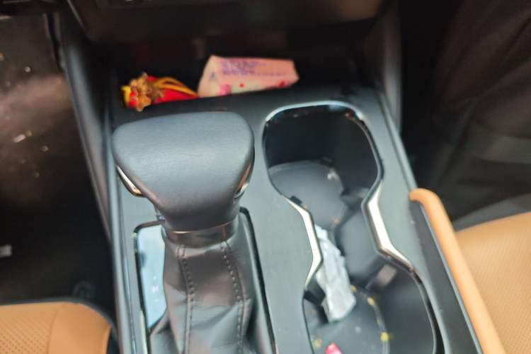 Used Lexus ES 2022 200 Excellence Edition Gear Lever