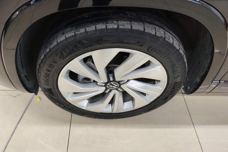 Used Volkswagen Tayron X 2020 330TSI Two-Wheel Drive Luxury Smart Connectivity Version Exterior 4