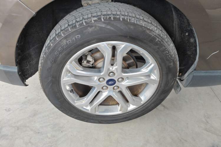 Used Ford Edge 2016 EcoBoost 245 Two-Wheel-Drive Titanium 7-Seater