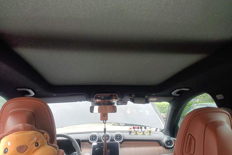 Used Mercedes-Benz GLC 2025 GLC 300 L 4MATIC Dynamic Model 5 Seats
