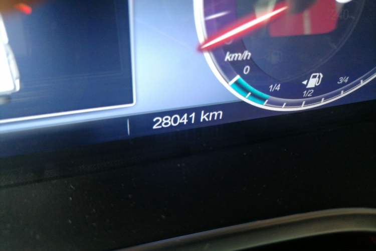 Used BAIC Off-Road BJ40 2023 2.0T Automatic Four-Wheel Drive Urban Hunter Edition Chivalrous Type Odometer Close Up