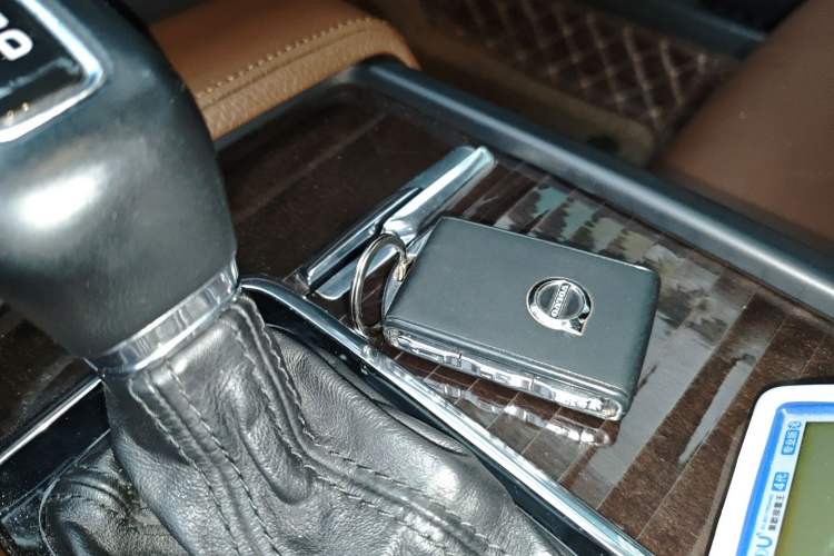 Used Volvo S90 2018 T4 Zhiyuan Edition
