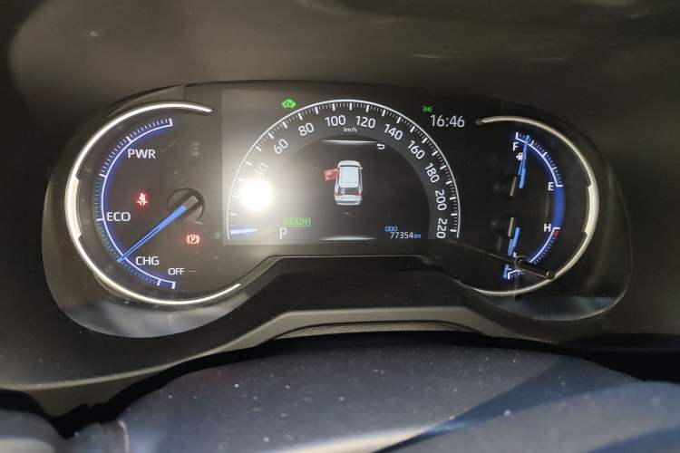 Used Toyota RAV4 2021 Revised Version Dual-Motor Hybrid 2.5L E-CVT Two-Wheel Drive Elite Edition
