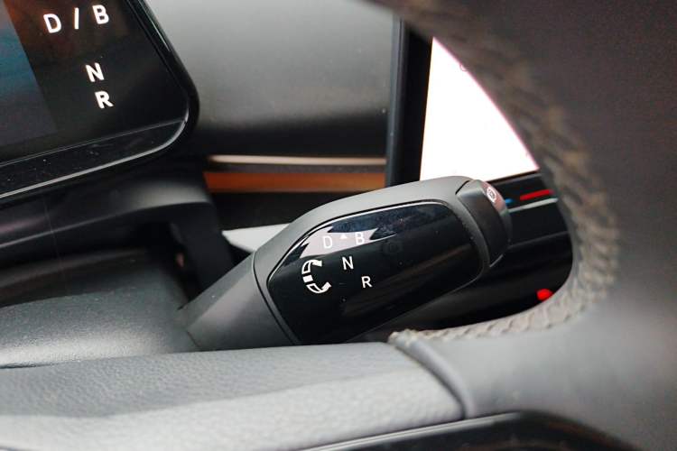 Used Volkswagen ID.UNYX 2024 Revised Pro Long-Range Version Gear Lever