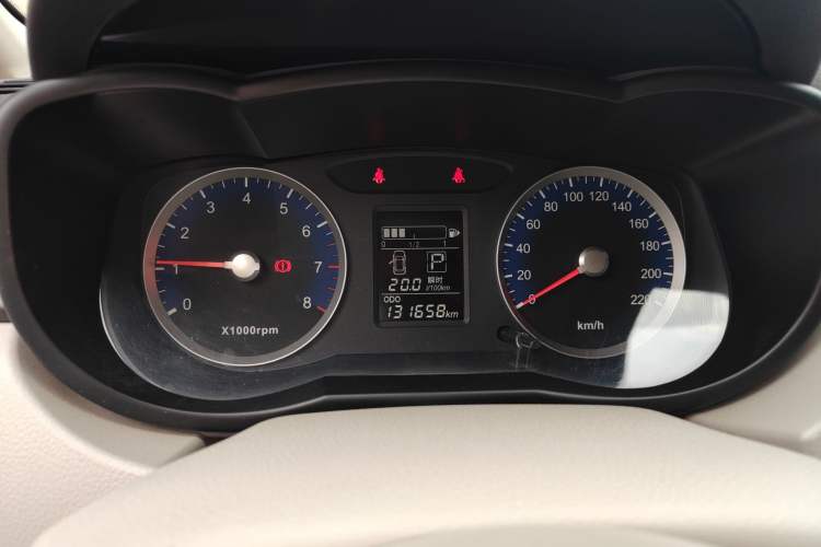 Used Venucia D50 2015 1.6L Automatic Fashion Edition
