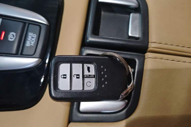 Used Honda UR-V 2020 240TURBO Front-Wheel Drive Elegant Edition