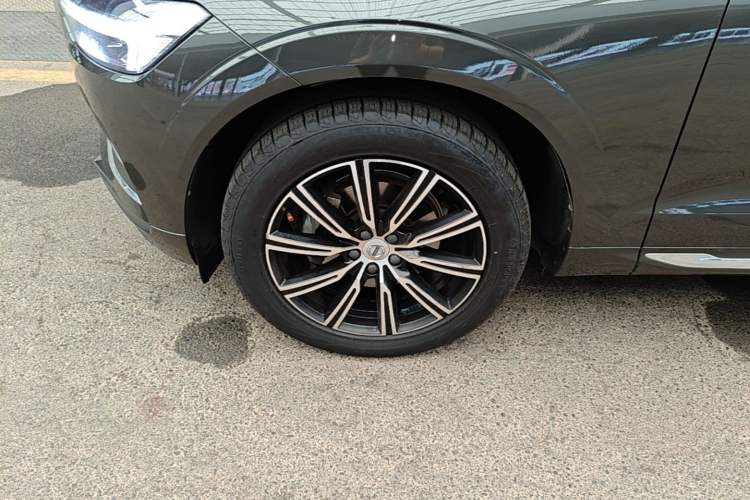Used Volvo XC60 2021 T5 4x4 Smart Luxury Edition
