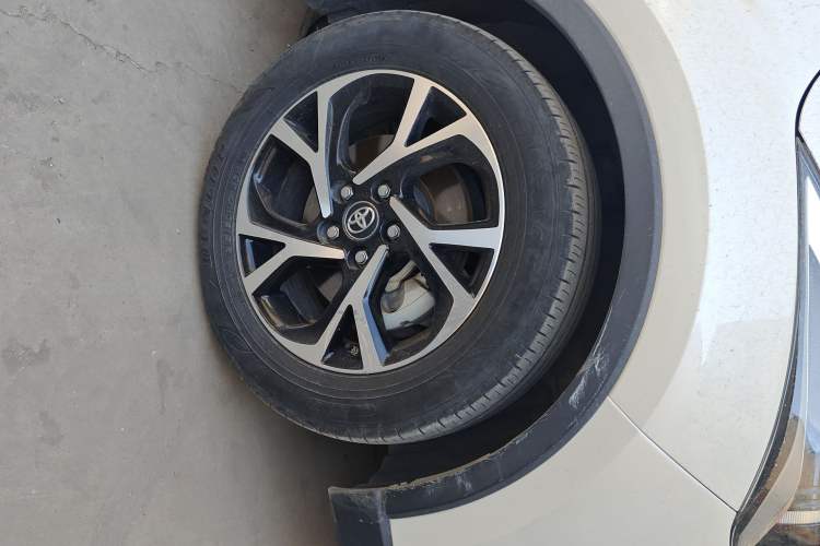 Used Toyota C-HR 2020 2.0L Luxury Edition
