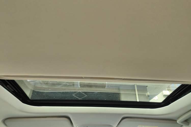 Used Ford Escort 2015 1.5L Automatic Fashion Model