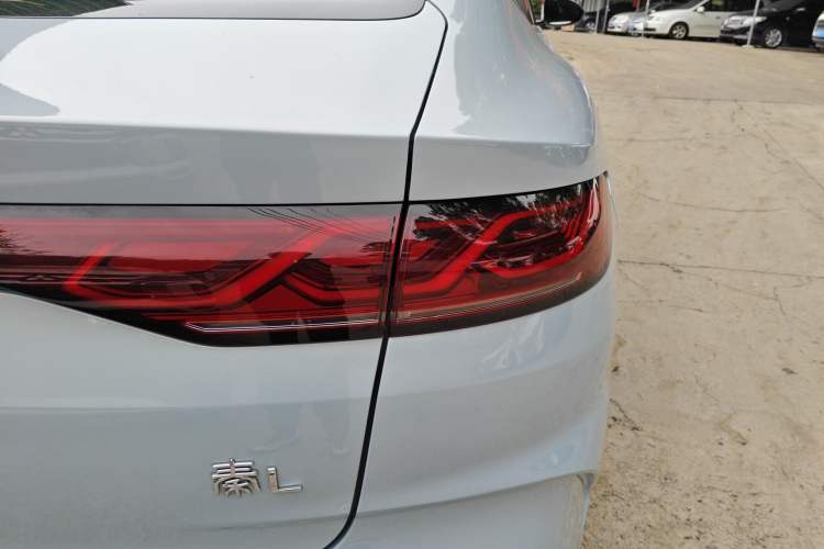 Used BYD Qin L 2024 DM-i 80KM Leading Model
