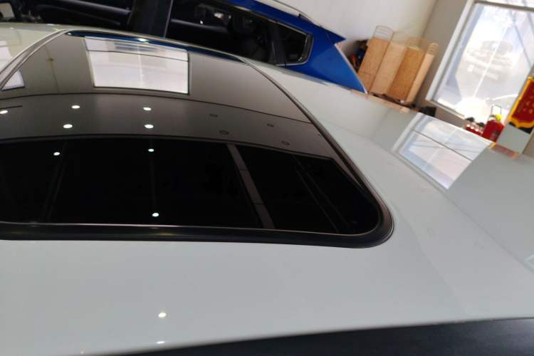 Used Ford Focus 2017 Hatchback 1.6L Automatic Fashion Edition Smart Drive Version
