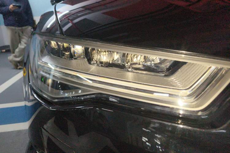 Used Audi A6L 2018 30th Anniversary Edition 35 TFSI Fashion Model
