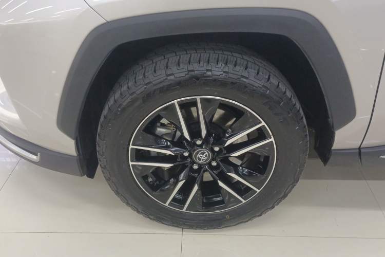 Used Toyota Wildlander 2021 Dual-Engine 2.5L E-CVT Two-Wheel Drive Luxury Edition